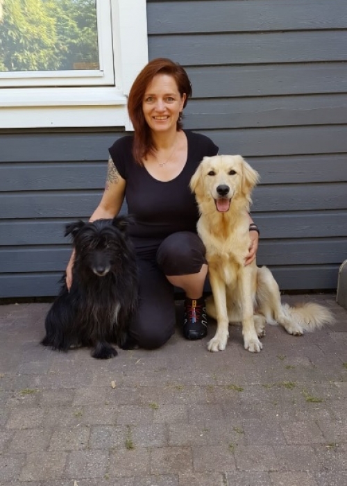 http://www.cunos.nl/wp-content/uploads/2018/07/marion1-500x700.jpg